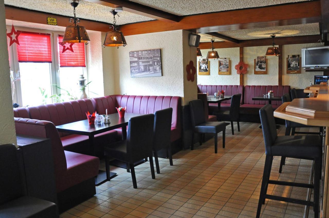 Hotel Am Ceresplatz Manderscheid Eksteriør billede