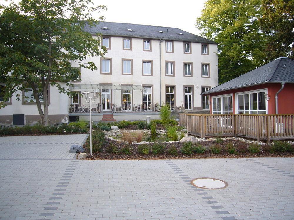 Hotel Am Ceresplatz Manderscheid Eksteriør billede